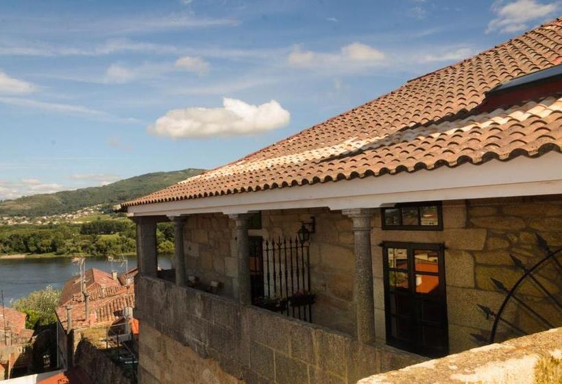 هتل A Torre Do Xudeu