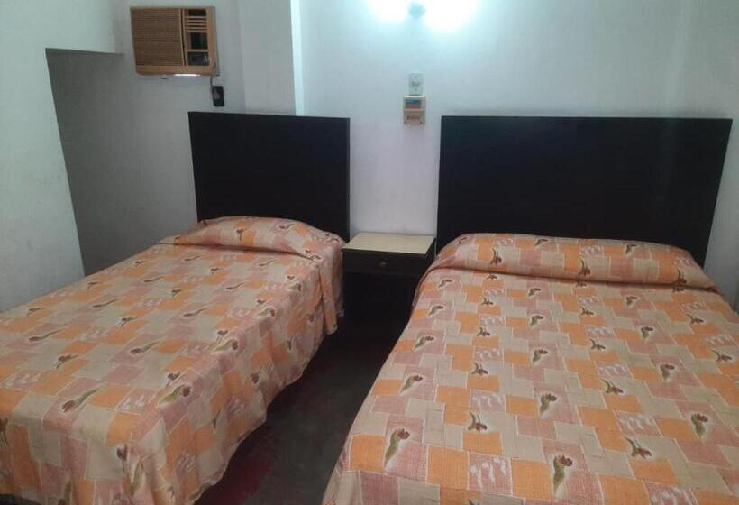 בית מלון כפרי Acuario Catemaco