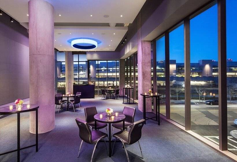 호텔 Aloft Boston Seaport District