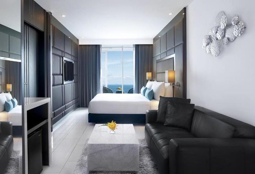 Отель The Legend Residences Pattaya Accordance