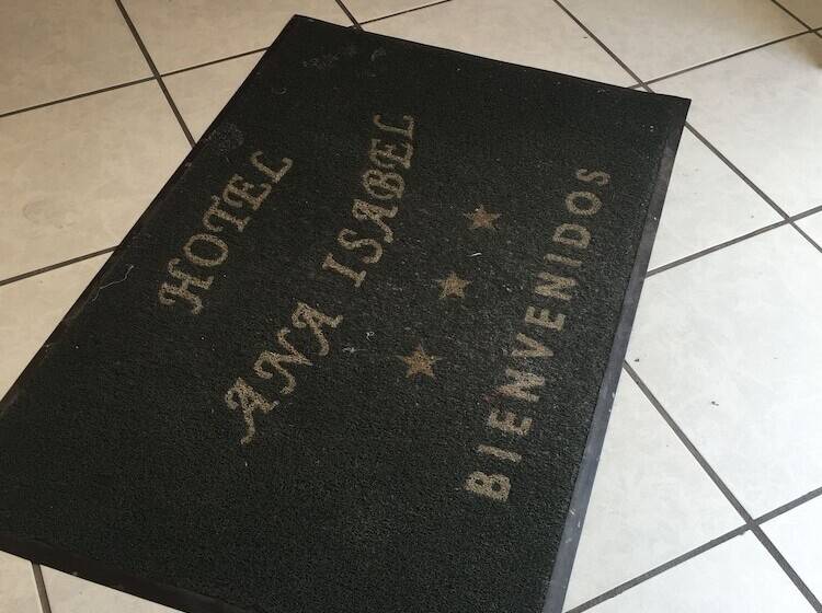 בית מלון כפרי Ana Isabel