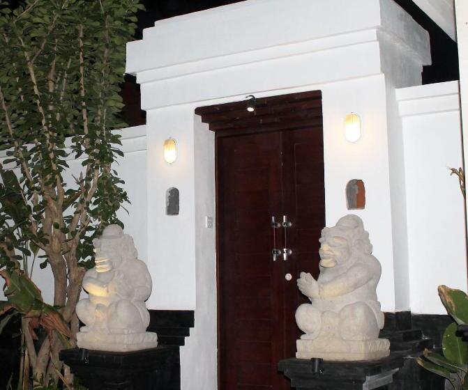 ホテル Anggie Stay