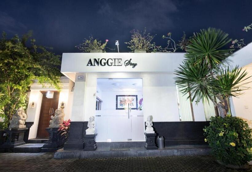 ホテル Anggie Stay