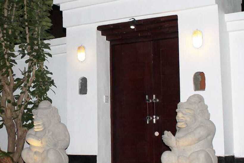 ホテル Anggie Stay