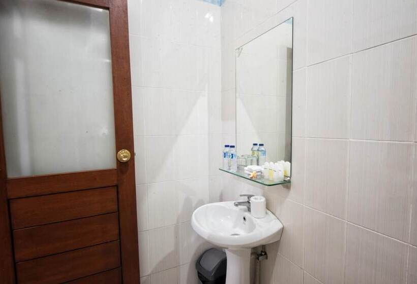 ホテル Anggie Stay