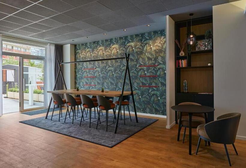 Aparthotel Adagio Access La Défense Puteaux