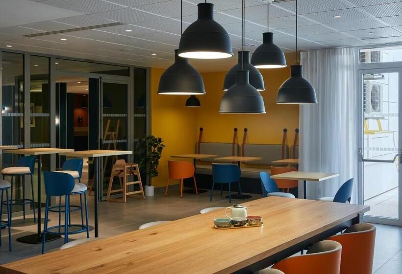 Aparthotel Adagio Access La Défense Puteaux