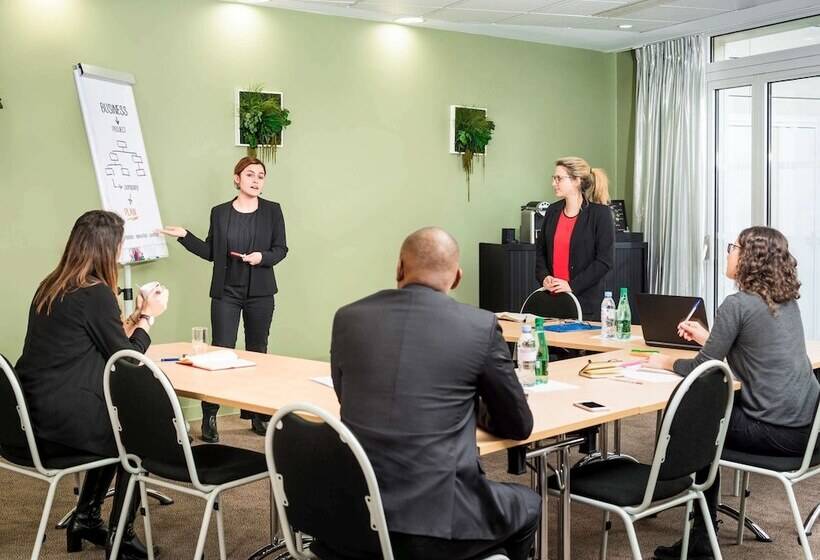 Aparthotel Adagio Access La Défense Puteaux