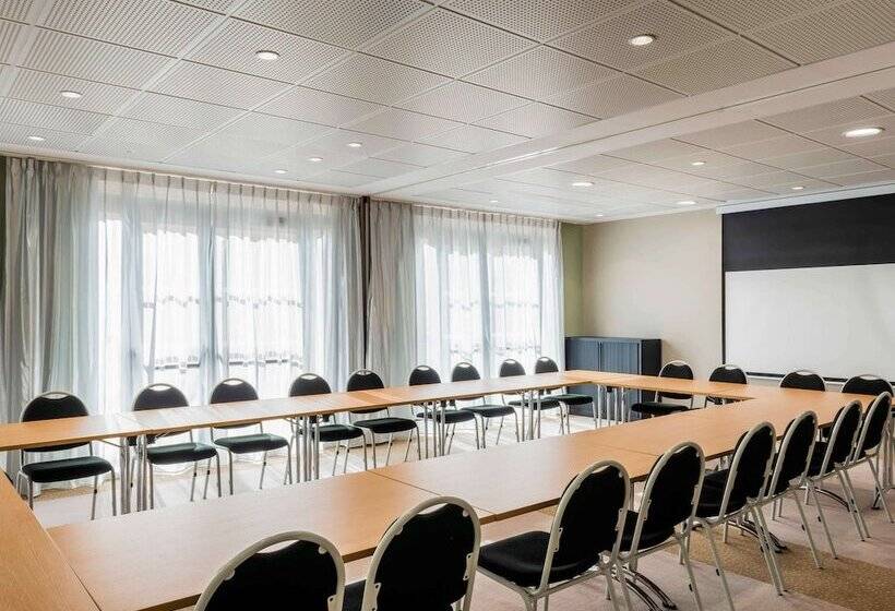 Aparthotel Adagio Access La Défense Puteaux