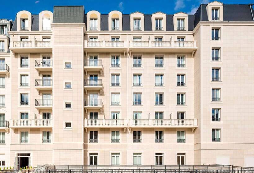 Aparthotel Adagio Access La Défense Puteaux