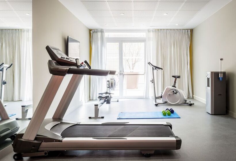 Aparthotel Adagio Access La Défense Puteaux