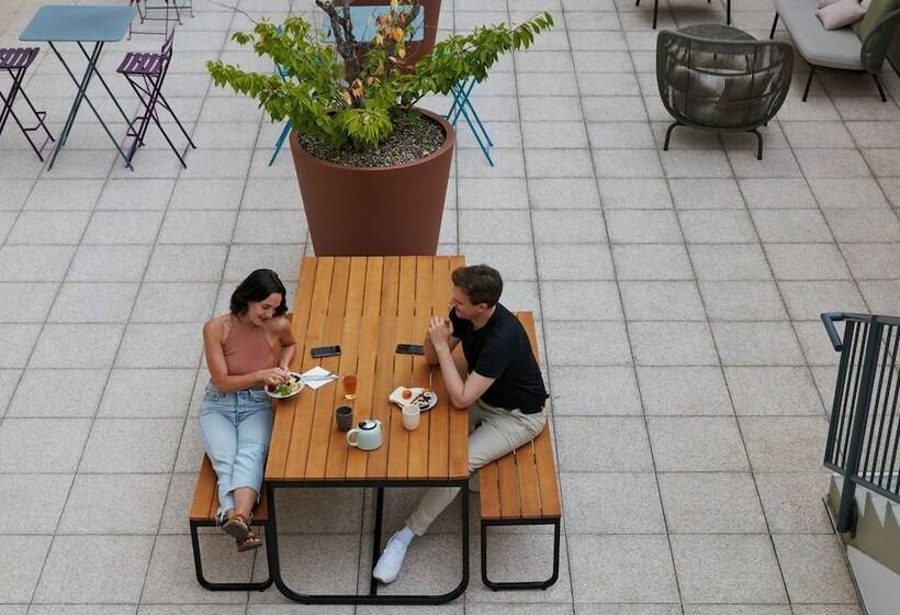 Aparthotel Adagio Access La Défense Puteaux