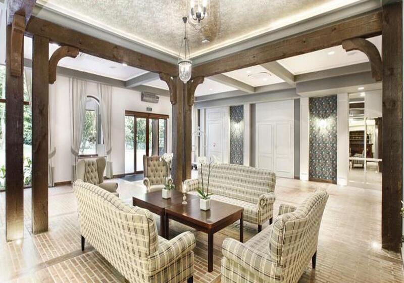 فندق Aubrecht Country Spa Resort