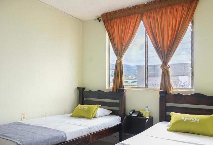 فندق Ayenda 1506 La Puerta Del Sol