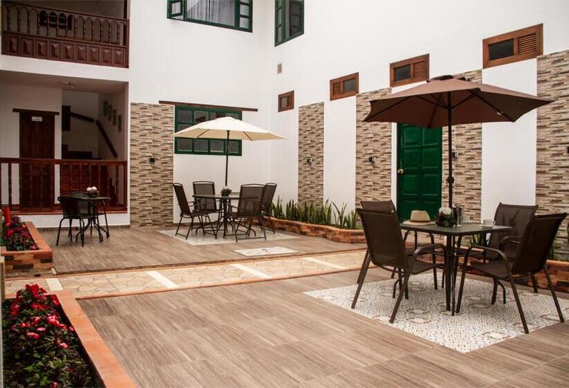 هتل Bahía Olivo Boutique & Spa