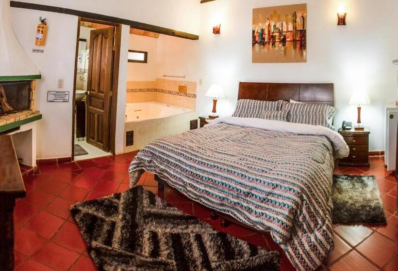 هتل Bahía Olivo Boutique & Spa