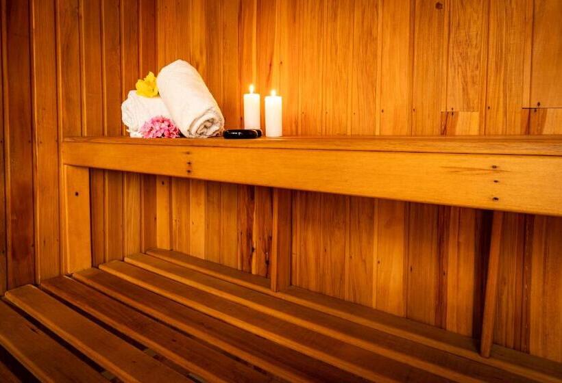 هتل Bahía Olivo Boutique & Spa