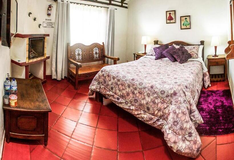 هتل Bahía Olivo Boutique & Spa