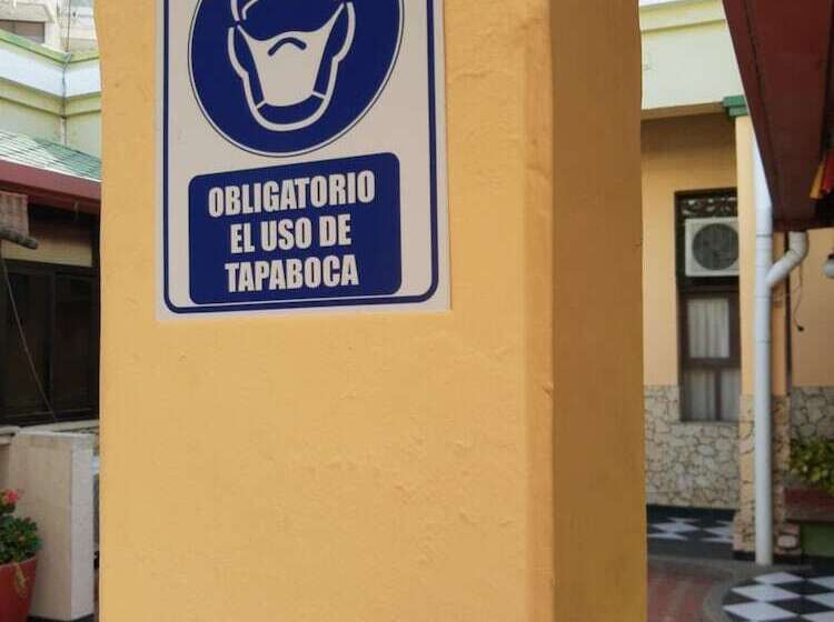 ホテル Bahia Blanca