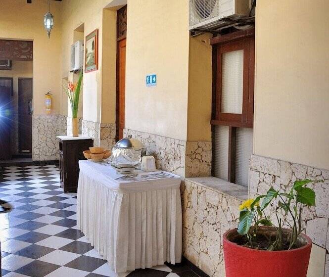 ホテル Bahia Blanca