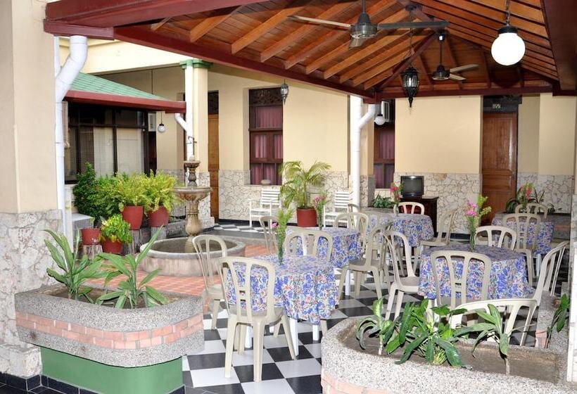 فندق Bahia Blanca