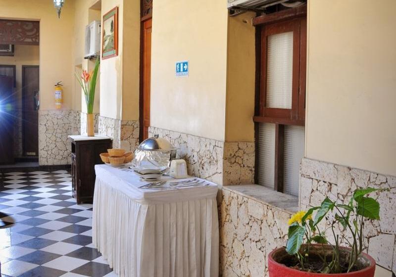 ホテル Bahia Blanca