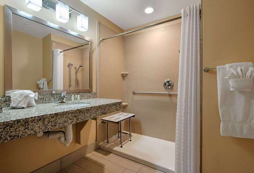 فندق Wyndham Garden Lancaster Ca