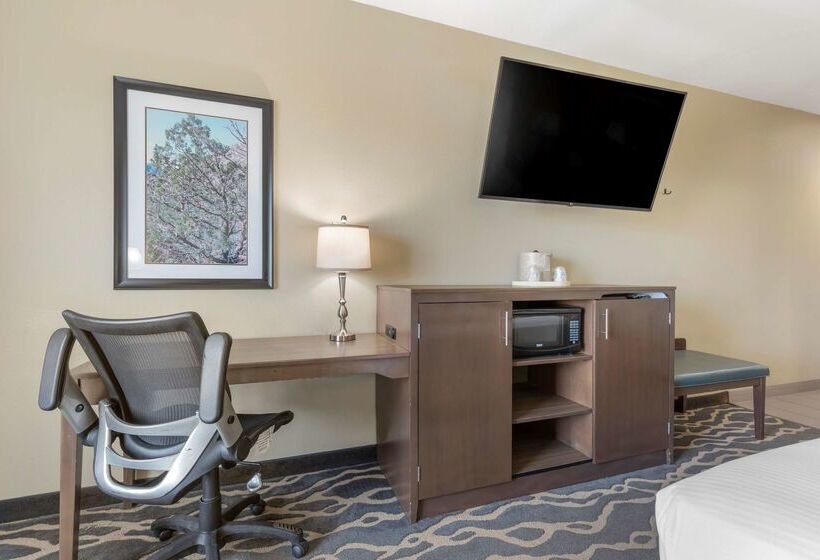 בית מלון כפרי Best Western Plus Fort Stockton