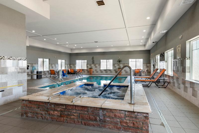 בית מלון כפרי Best Western Plus Fort Stockton