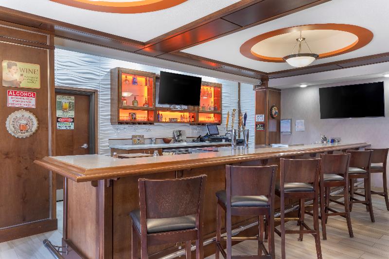 בית מלון כפרי Best Western Plus Fort Stockton