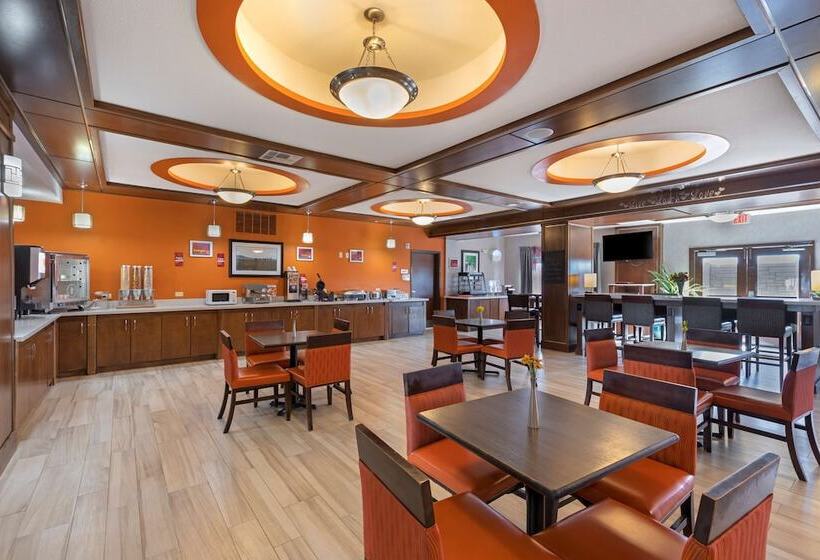 בית מלון כפרי Best Western Plus Fort Stockton