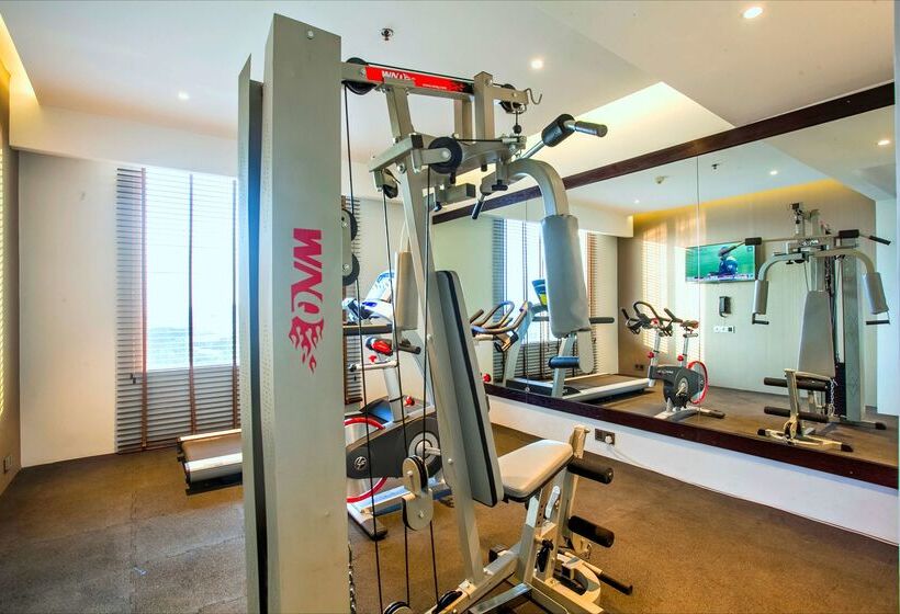 هتل Best Western Plus Maple Leaf