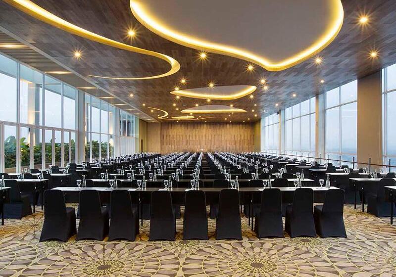 Отель Swiss Belcourt Bogor