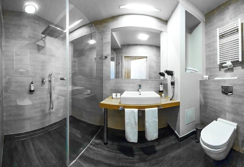 Отель Bonifacio Spa&sport Resort