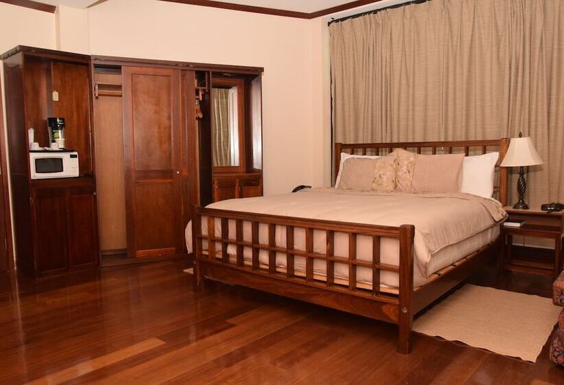 هتل Brandsville Suites