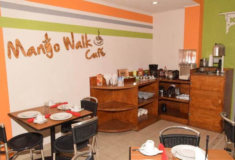 هتل Brandsville Suites