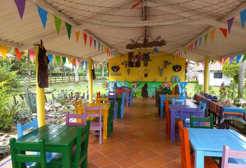 فندق Campestre Los Chiguiros