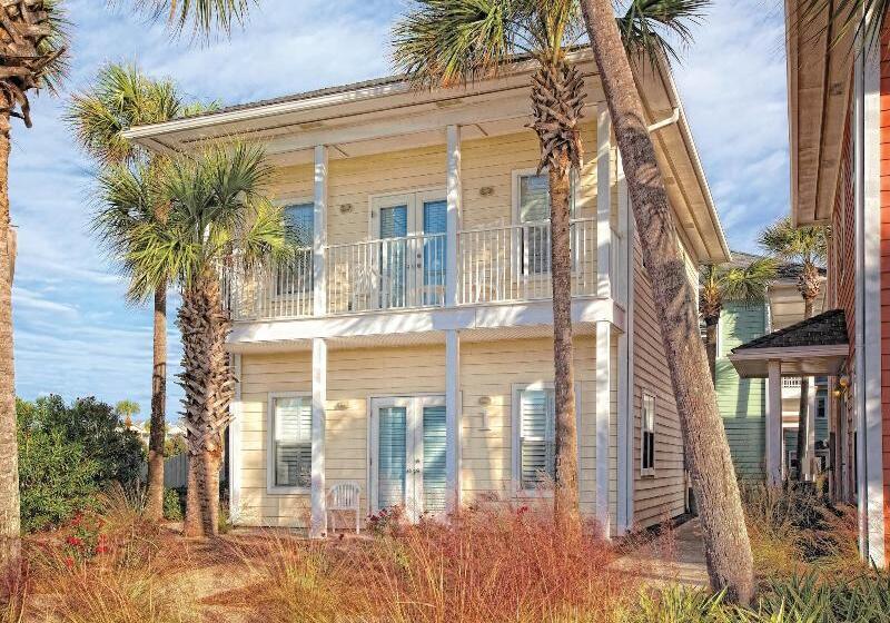 Отель Club Wyndham Beach Street Cottages