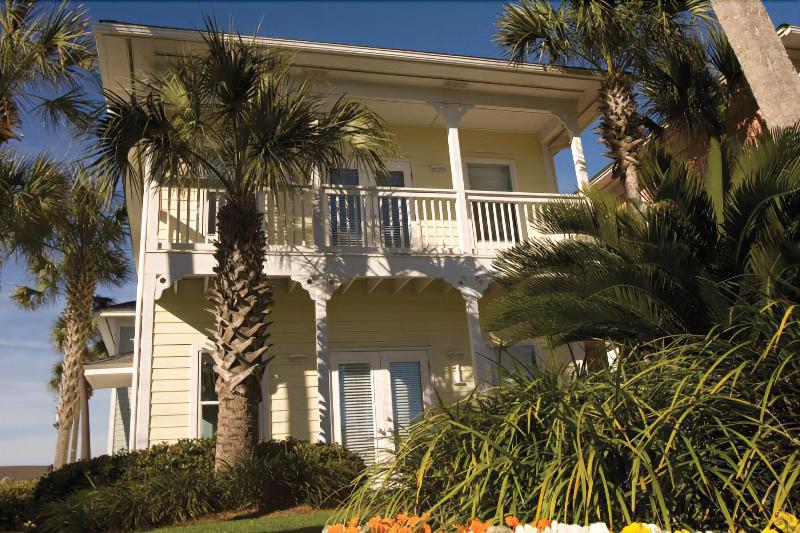 Отель Club Wyndham Beach Street Cottages