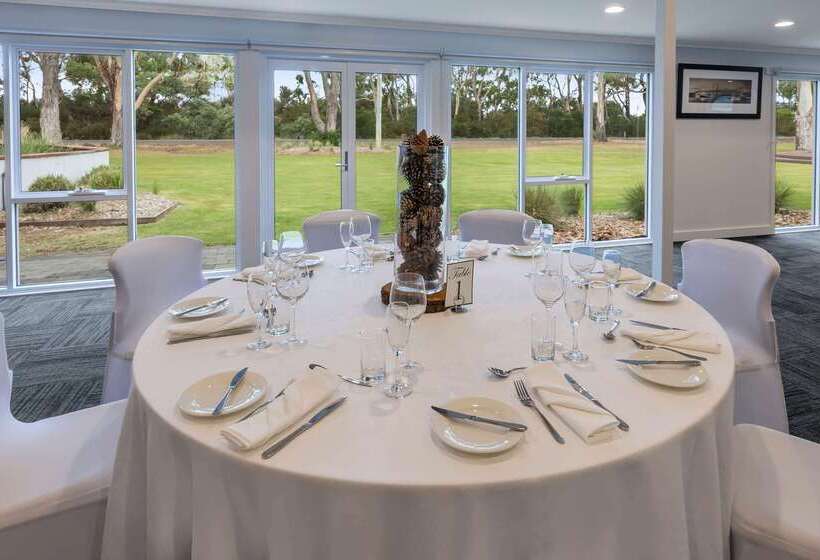 בית מלון כפרי Club Wyndham Seven Mile Beach, Trademark Collection By Wyndham