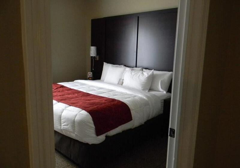 فندق Comfort Suites Youngstown North