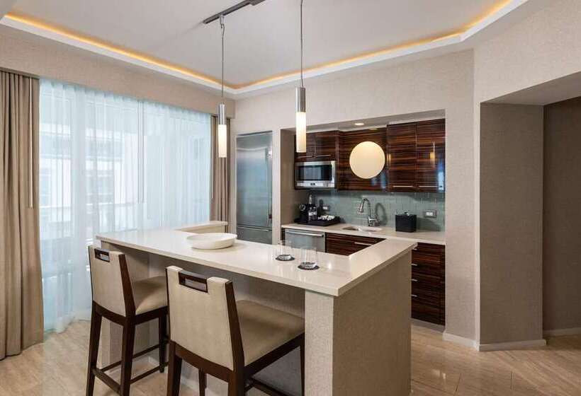 酒店 Conrad Fortlauderdale Beach