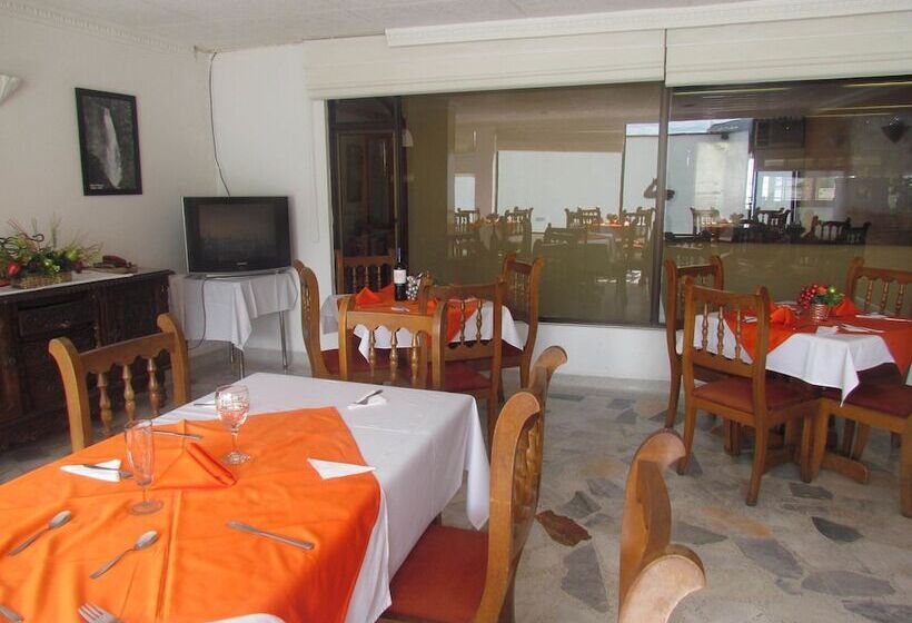 Отель Dinastia Real Neiva