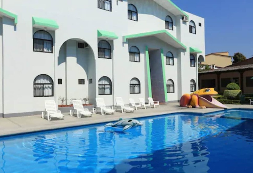 酒店 Dorados Conventions & Resort