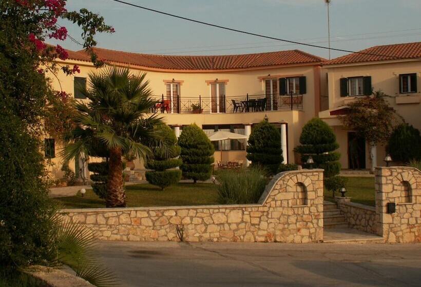 هتل Elanthi Village Apartments