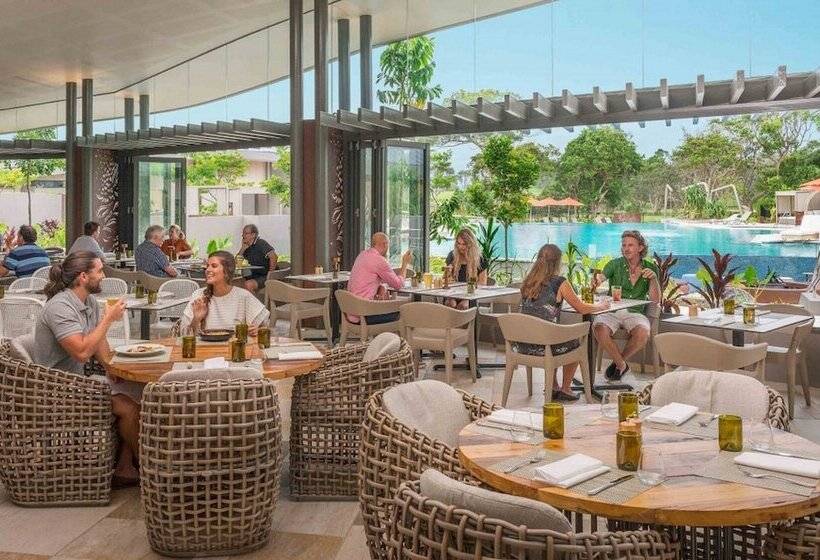 هتل Elements Of Byron