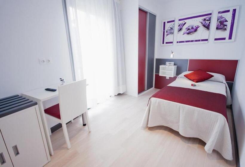 Отель Ferramenteiro De Portomarin