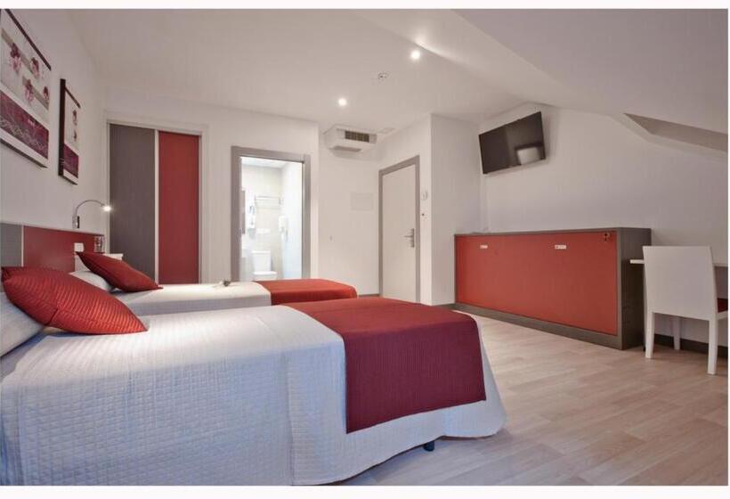 Отель Ferramenteiro De Portomarin