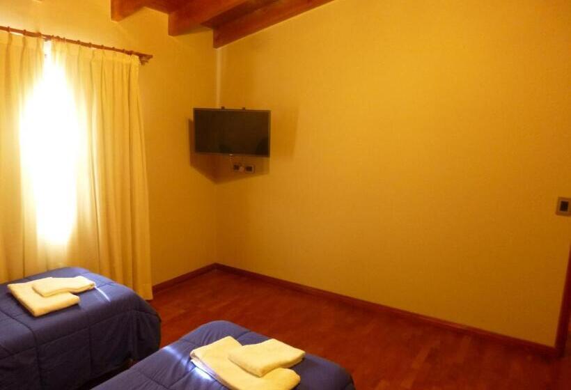 فندق Garden House