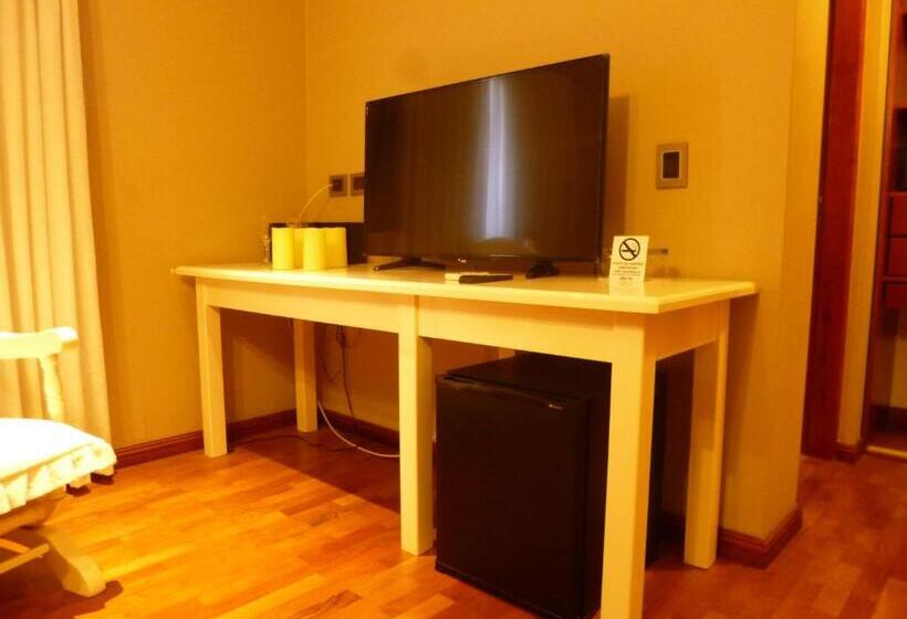 فندق Garden House